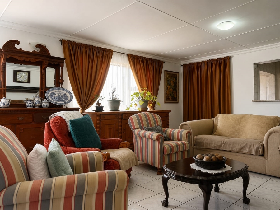5 Bedroom Property for Sale in Stilbaai Wes Western Cape